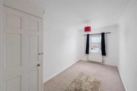 11 Albany Road, Crawley, RH11 7BY