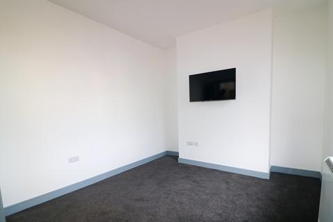 4 bedroom flat share to rent, Lewisham High Street, London SE13