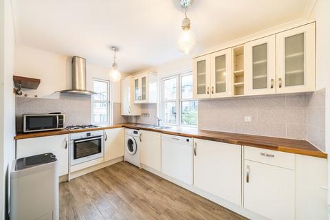 2 bedroom flat for sale, Retreat Road, Richmond TW9