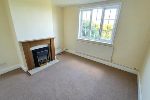 3 bedroom semi-detached house to rent, Works Lane, Barnstone, Nottingham