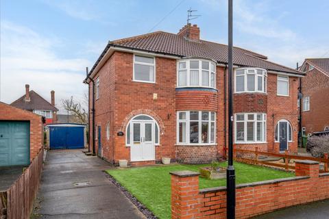 3 bedroom semi-detached house for sale, Saville Grove, York