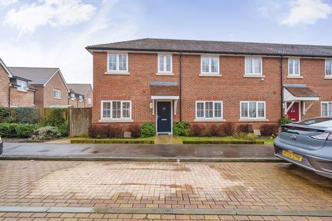 3 bedroom end of terrace house for sale, Malling Way, Southbourne PO10