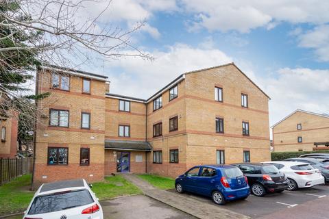 1 bedroom flat for sale, Draycott Close, London, NW2 1UN