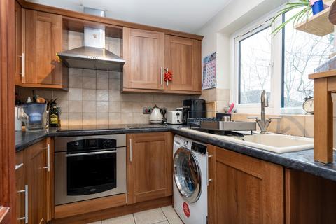 1 bedroom flat for sale, Draycott Close, London, NW2 1UN