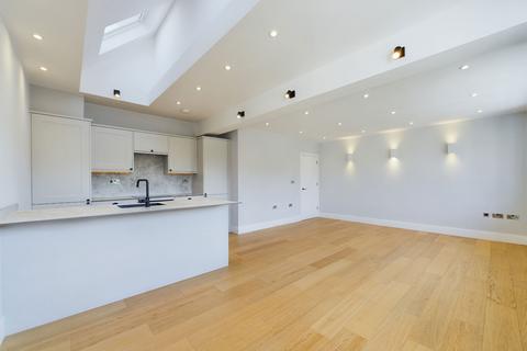 1 bedroom flat for sale, Brondesbury Park, London, NW6 7AT