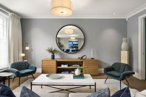 4 bedroom terraced house for sale, Lennox Gardens Mews, Knightsbridge, London, SW1X