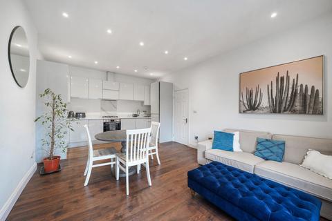 2 bedroom flat for sale, Brondesbury Villas, London, NW6 6AB