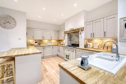 83 Sandringham Road, Southend-on-sea, SS1 2UG