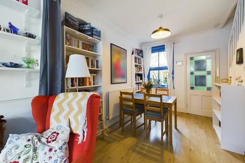 12 Catharine Street, Cambridge, CB1 3AW
