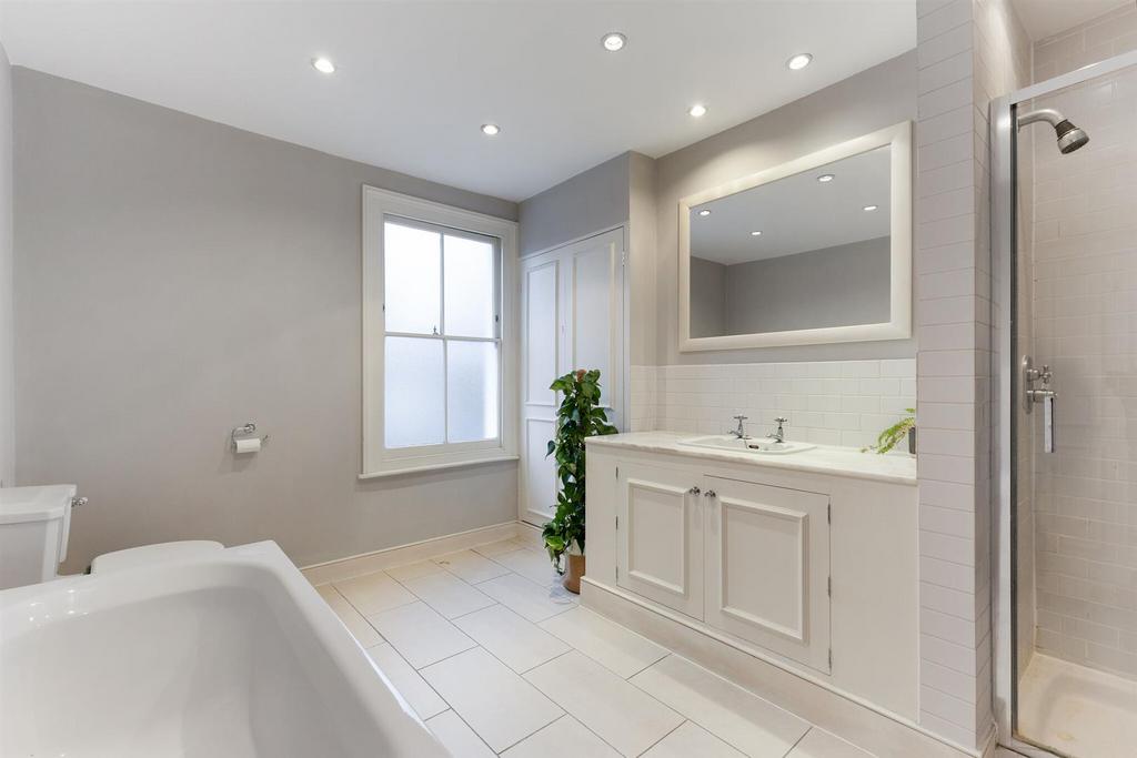 86007 8 Archel Road (20) low.jpg