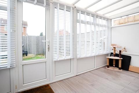 1 Henley Deane, Northfleet, Gravesend, DA11 8SU