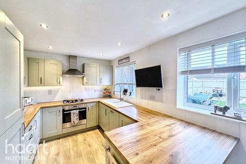 4 bedroom detached house for sale, Kingfisher Road, Stoke Bardolph