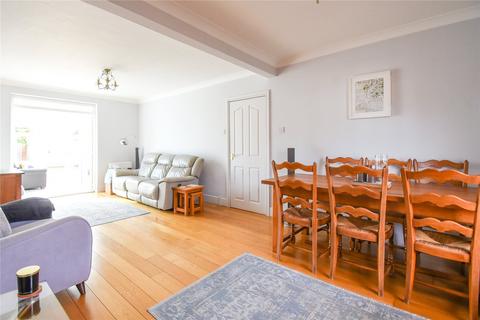 24 Field Way, Ruislip, HA4 7LX