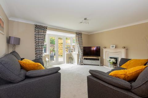 18 Southwold Spur, Slough, SL3 8XX