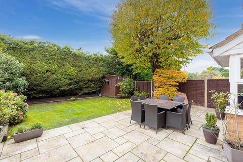 18 Southwold Spur, Slough, SL3 8XX