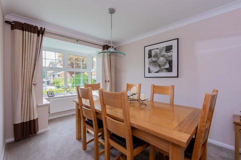 18 Southwold Spur, Slough, SL3 8XX