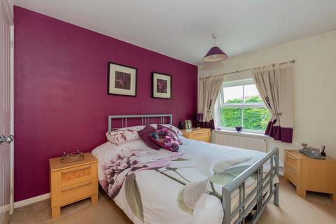 18 Southwold Spur, Slough, SL3 8XX
