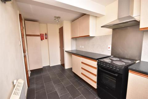 2 bedroom flat for sale, Old Place, Sleaford