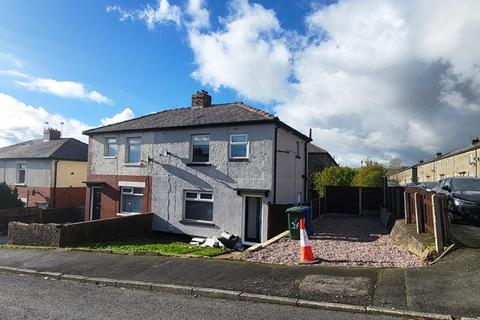 3 bedroom semi-detached house to rent, Rosewood Avenue, Haslingden BB4