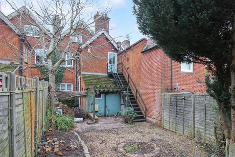 3 bedroom maisonette for sale, Chalet Hill, Bordon