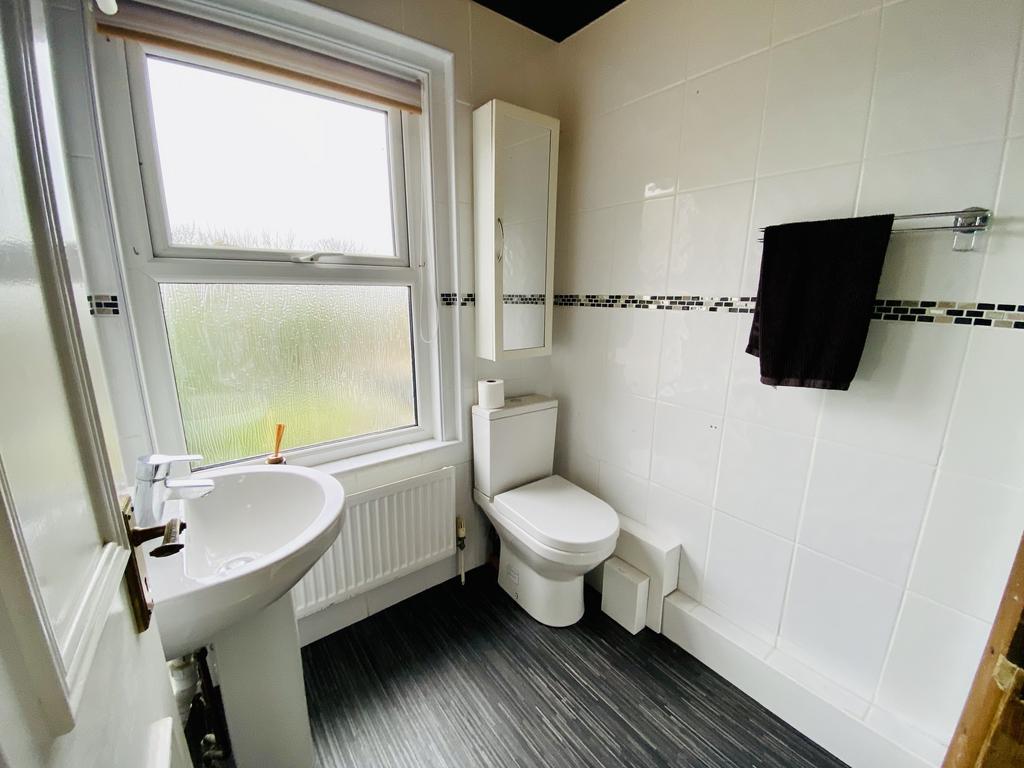 Ashey shower room