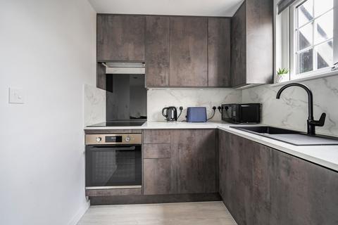 1 bedroom penthouse for sale, Millbrook Road East, Southampton, Hampshire, SO15