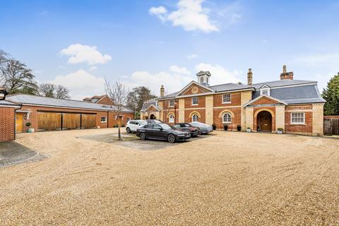 2 bedroom bungalow for sale, Stableyard Mews, Sarisbury Green, Hampshire, SO31