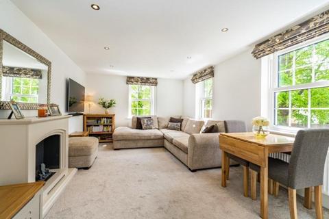 2 bedroom apartment for sale, Grange Road, Chalfont St. Peter, Gerrards Cross, Buckinghamshire, SL9