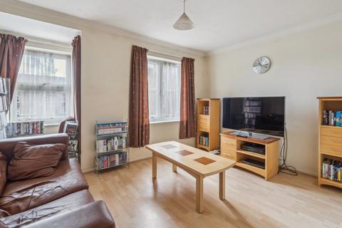 2 bedroom maisonette for sale, Maplin Park, Slough SL3