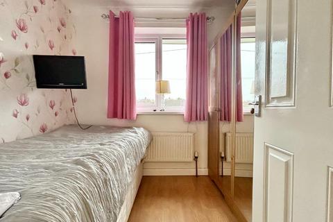 40 Campion Close, Bolton Upon Dearne, Rotherham, S63 8BT