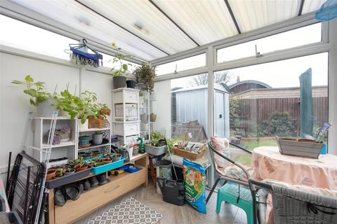 4 Church Fields, Upper Studley, Trowbridge, BA14 0EJ