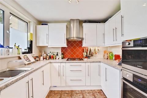 32 Govier Close, London, E15 4HW
