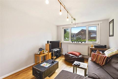 32 Govier Close, London, E15 4HW
