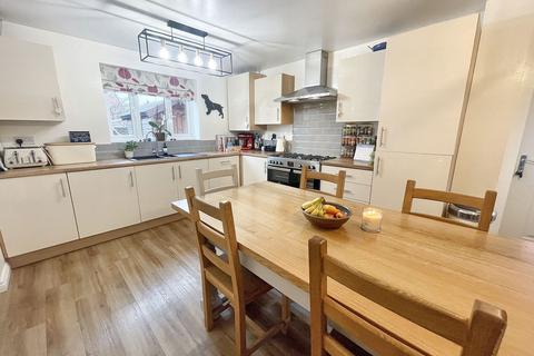 1 Market Close, Henley-in-arden, B95 5FE