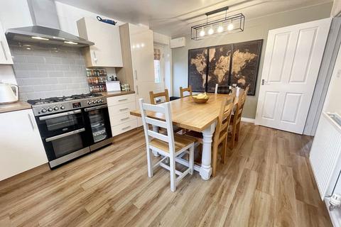 1 Market Close, Henley-in-arden, B95 5FE