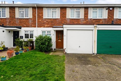 37 Richmond Road, Chingford, London, E4 7BN