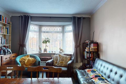 39 Evercreech Road, Bristol, BS14 9QZ
