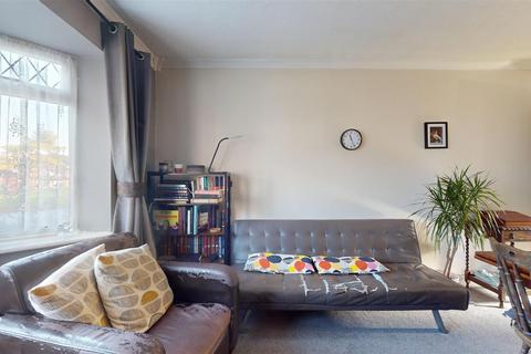 39 Evercreech Road, Bristol, BS14 9QZ