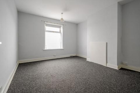 2 bedroom terraced house for sale, Thorpe Road, Pudsey, West Yorkshire, UK, LS28