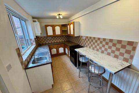 3 bedroom end of terrace house to rent, St. Pauls Terrace, Darlington DL1