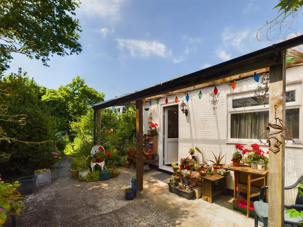 CAM01381 G0-PR0133-STILL008.jpg