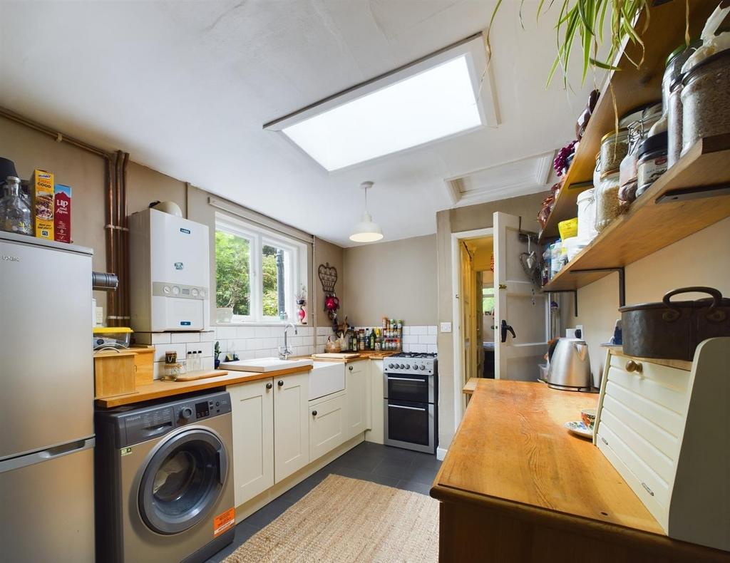 CAM01381 G0-PR0133-STILL017.jpg