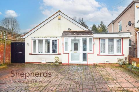 4 bedroom detached bungalow for sale, Arnold Avenue East, Enfield EN3