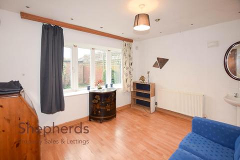 4 bedroom detached bungalow for sale, Arnold Avenue East, Enfield EN3