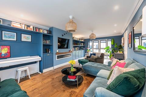 5 bedroom detached house for sale, Brook Street, Aylesbury HP22