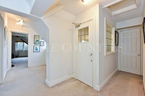 undefined, Mutton Lane, Potters Bar, EN6