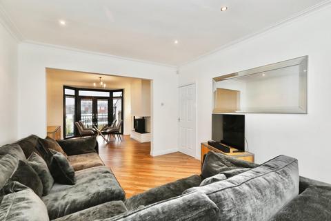 59 Crawshaw Grove, Sheffield, S8 7EA
