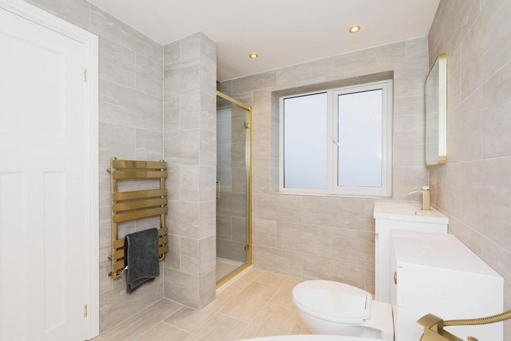 Family bathroom