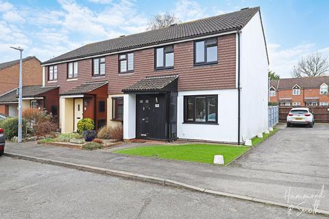 28 Beaufort Close, North Weald, Epping, CM16 6JZ