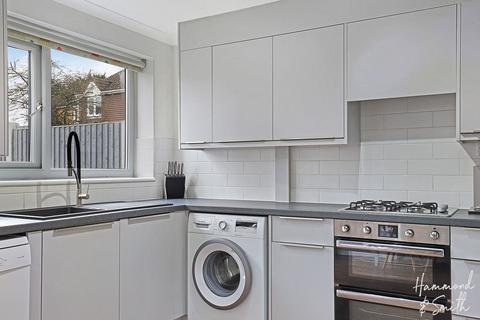 28 Beaufort Close, North Weald, Epping, CM16 6JZ